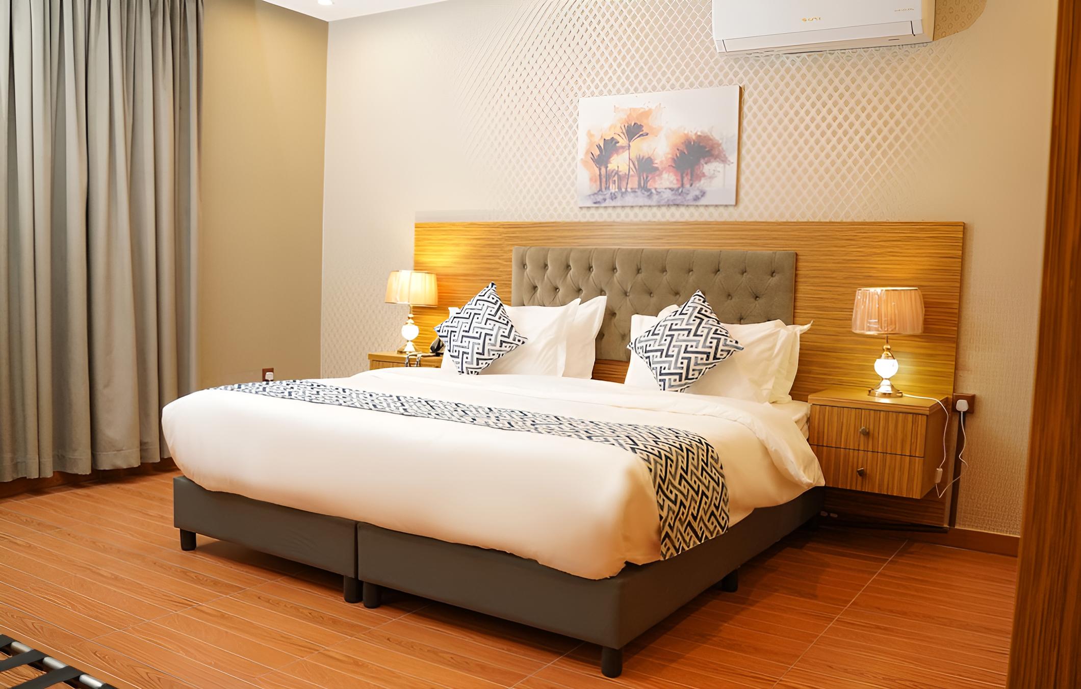 CREDI HOTEL