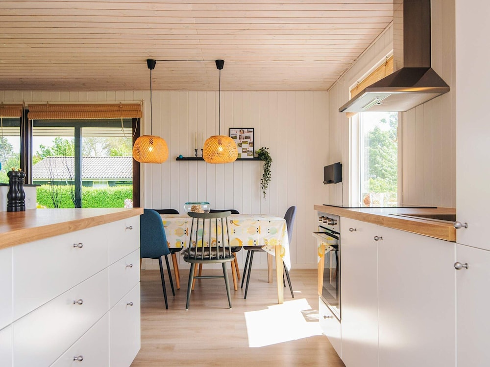 6 Person Holiday Home in Juelsminde