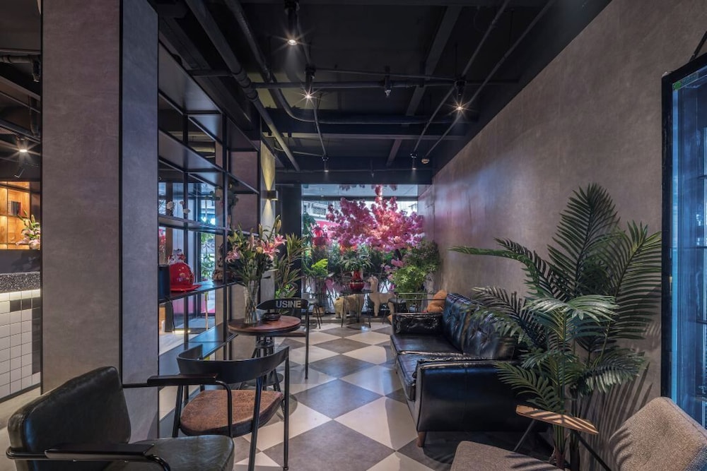 Iforest Youth Hotel - Nanjing Road Pedestrian Street Huanghe Road Store