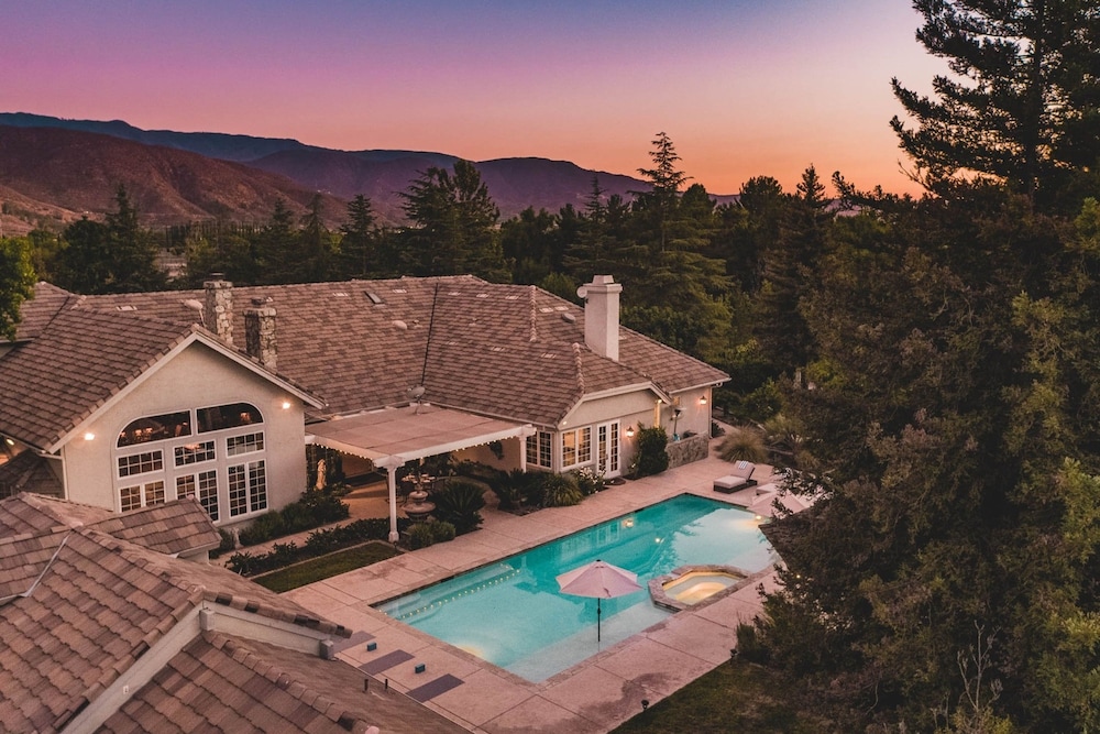 La Barrique by Avantstay Secluded 14 Acre Estate w Vball Pool