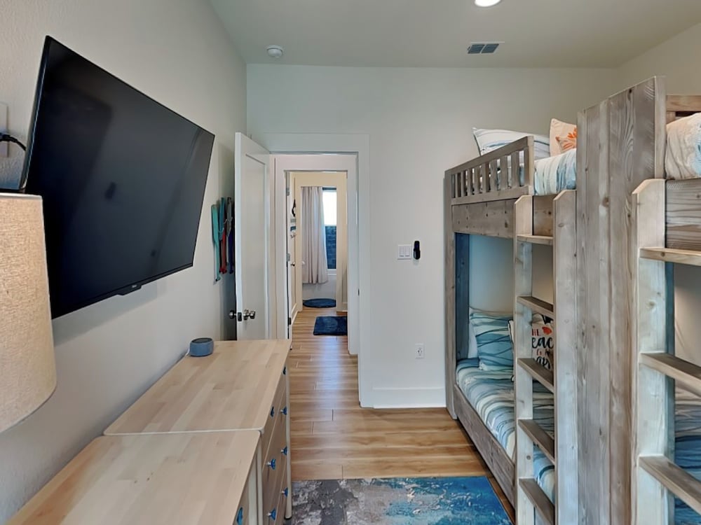 Glory Daze by Silver Sands Vacation Rentals