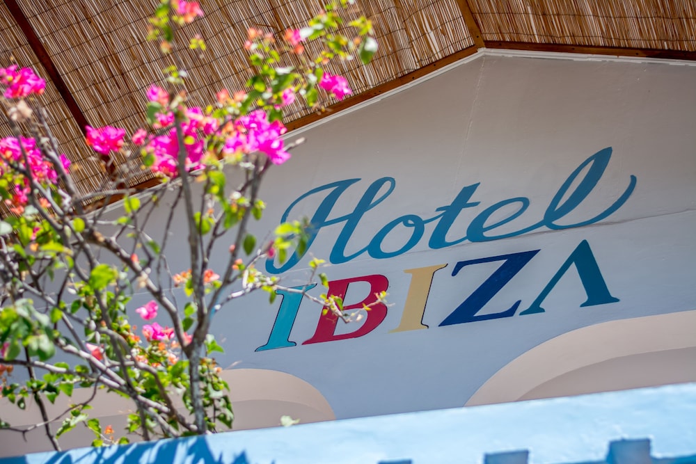 Club Ibiza - Party Hotel & Beach Club