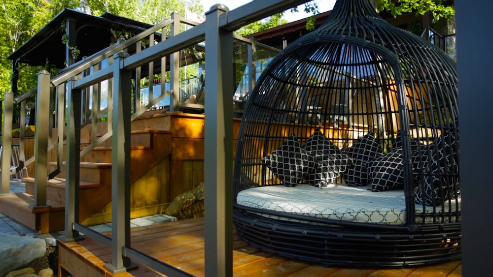 Footprints Resort