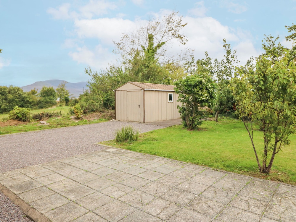 Knockbrack