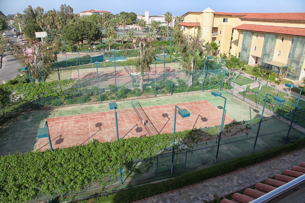Le Jardin Resort Holiday Village