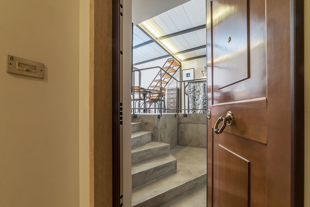 San Teodoro Modern Loft