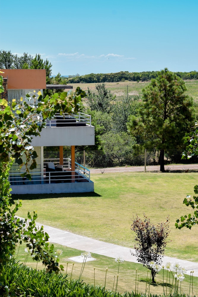 Lomas del Real Resort