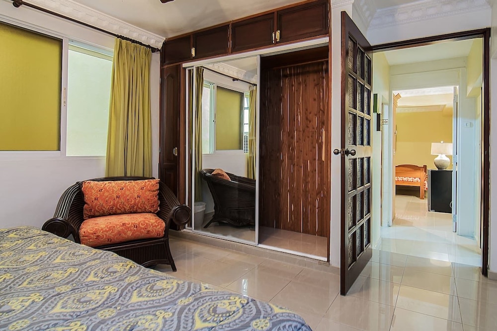 Cozy and Charming 2BDR Suite view 3