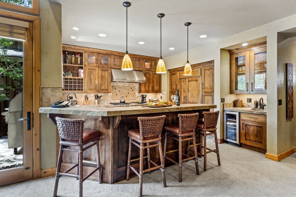 Trail's End Lodge at Deer Valley Resort - Four Bedroom Residence with Spa #12 4 Condo
