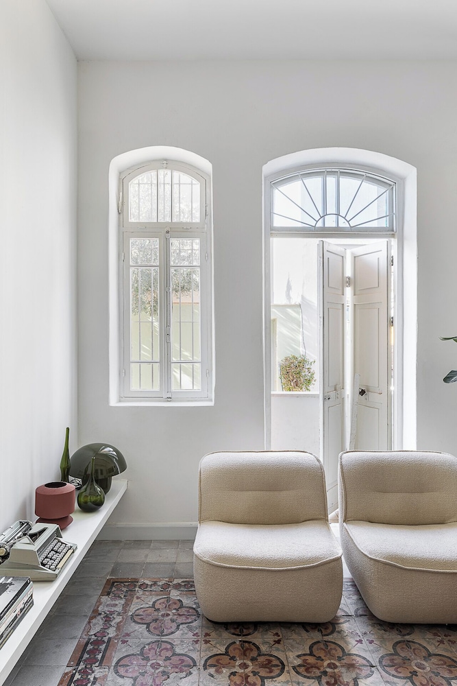 The Gem of Neve Tzedek by Sea N' Rent