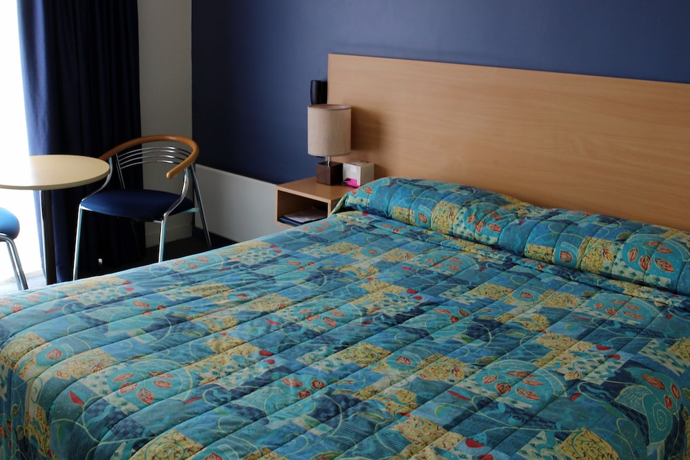 Armidale Motel view 4