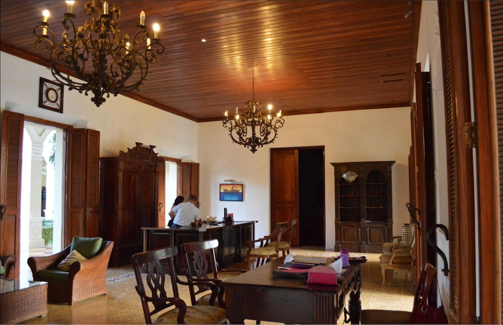 Hotel La Perla