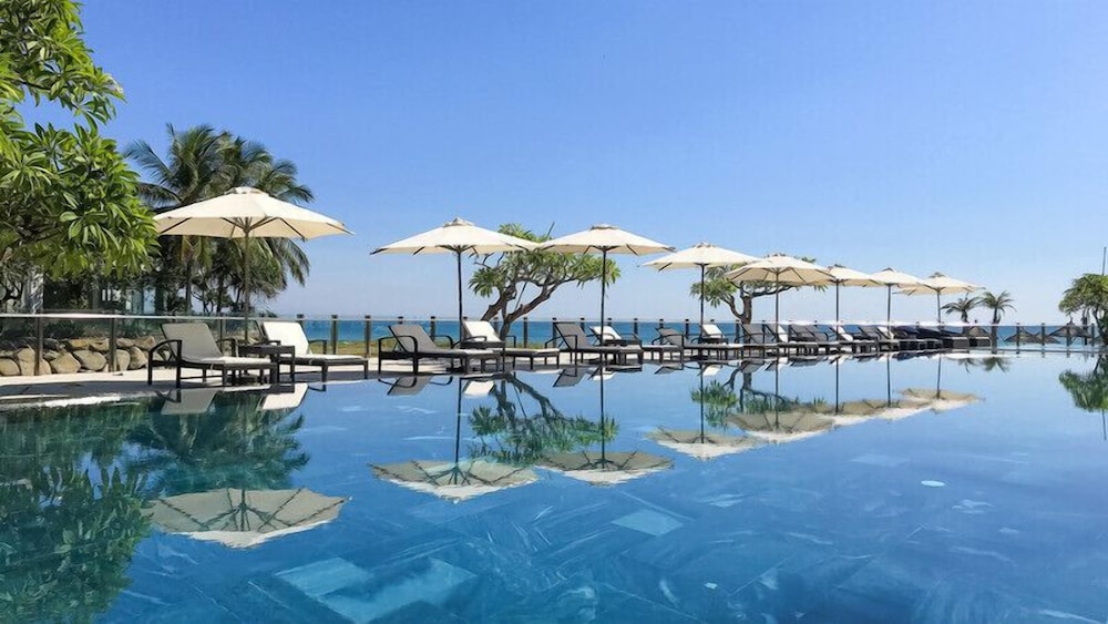 Ocean Luxury Villas Danang