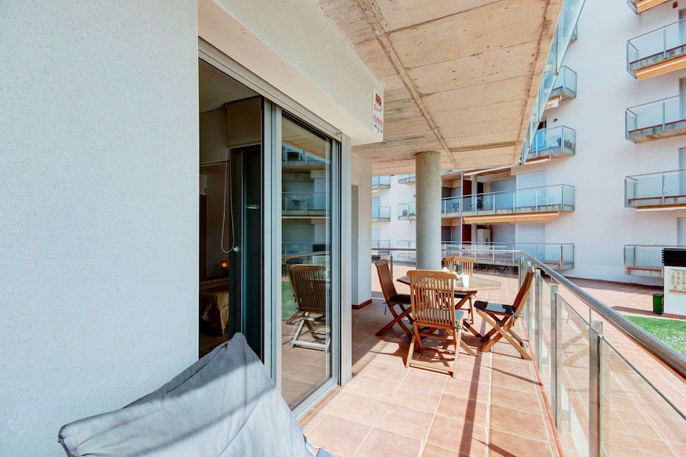 Apartment in Roses Near the Beach