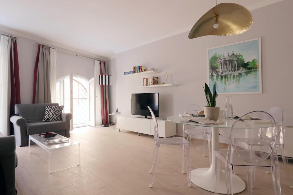 A6 Piazzetta Margutta - A6 - My Extra Home