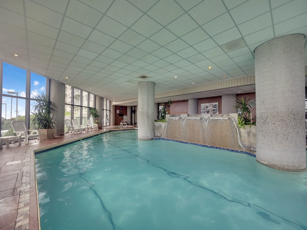 Uhost AI 2BR Condo w Balcony Great Views