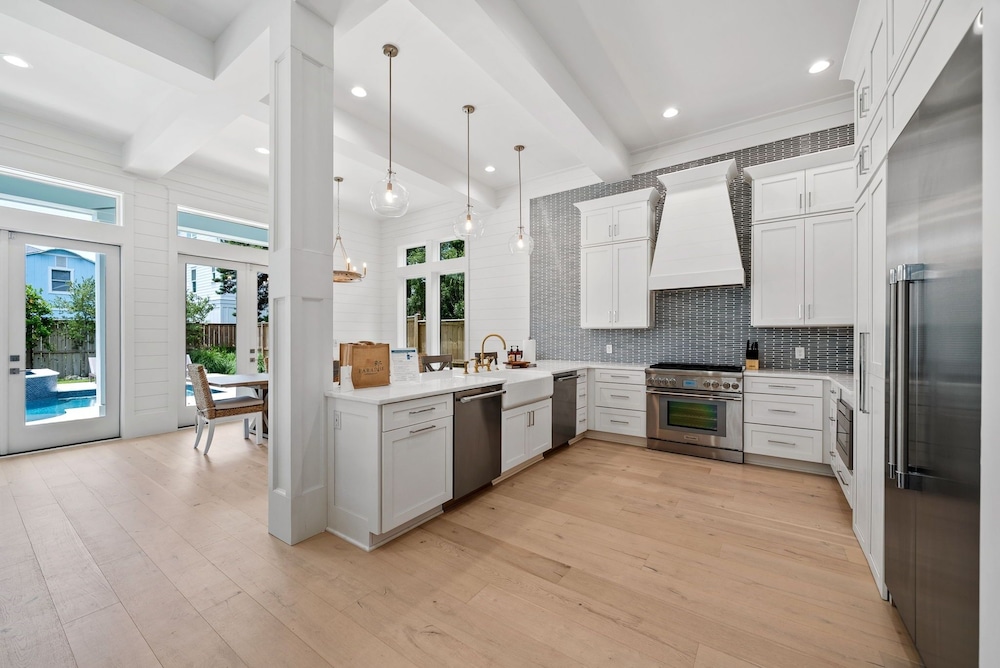 Magnolia Tides 6 Bedroom Home