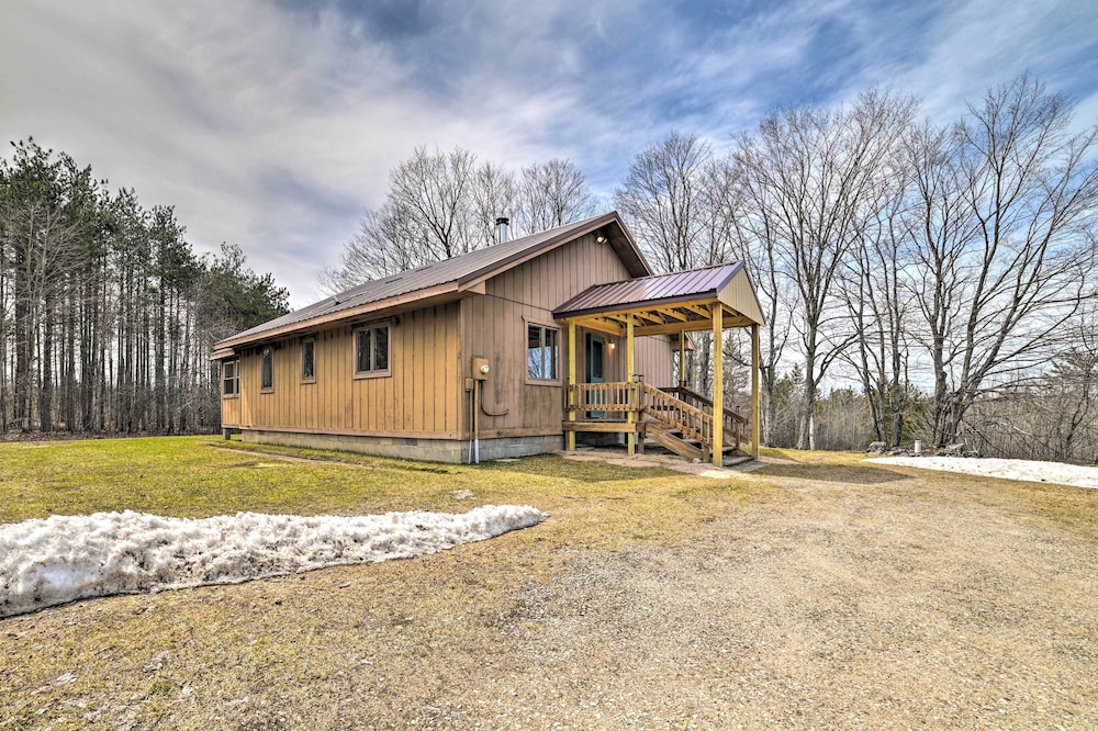 Michigan Retreat on 10 Acres: Hike, Fish & Explore view 4