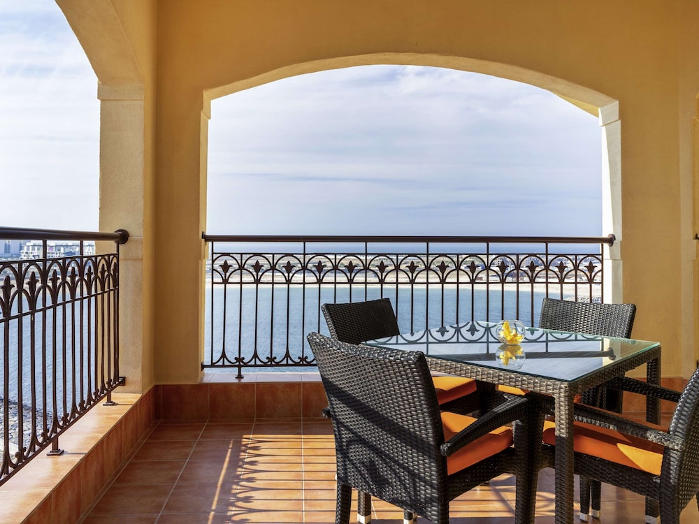 Pullman Resort Al Marjan Island