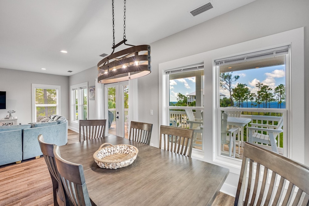 Beach House - Cottage at Indian Summer