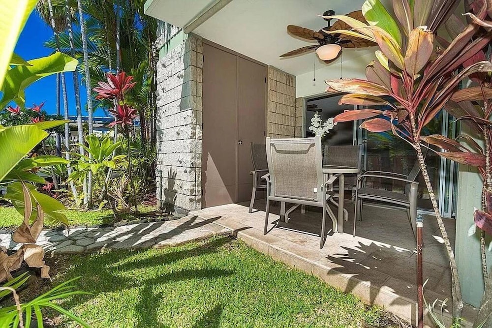 Enjoy the Sunset Ocean Front 1BR Apt-pool On-site