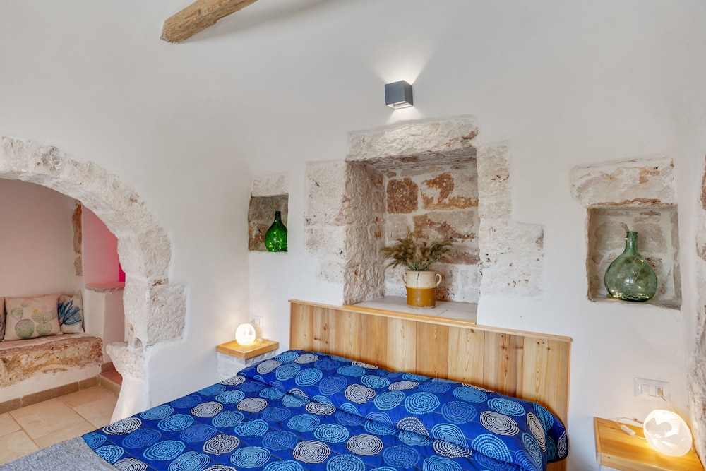 TRUeLLOVE Wonderful Trullo in Putignano view 4