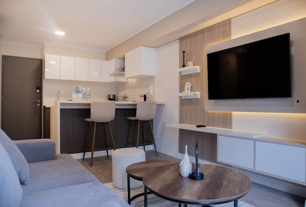 w Bright 1BR w Balcony in Miraflores