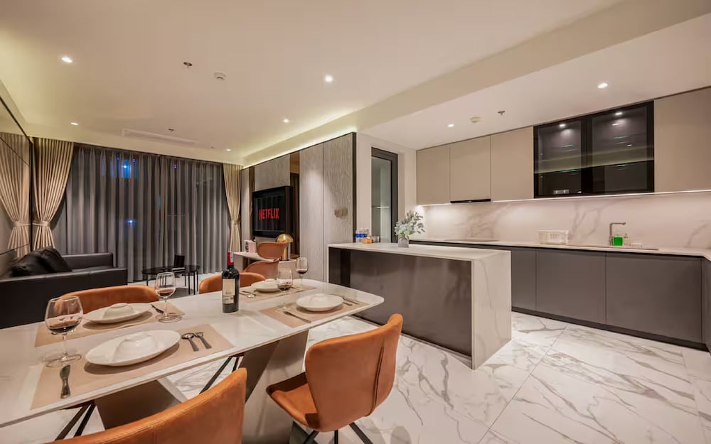 Metropole Crest Risidence