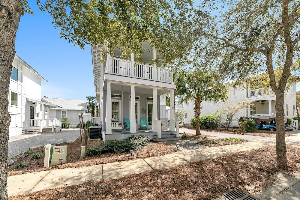 Seagrove Serenity