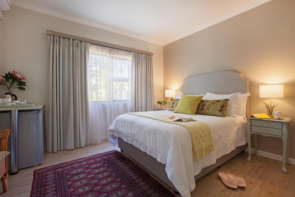 Paperbark Manor view 5