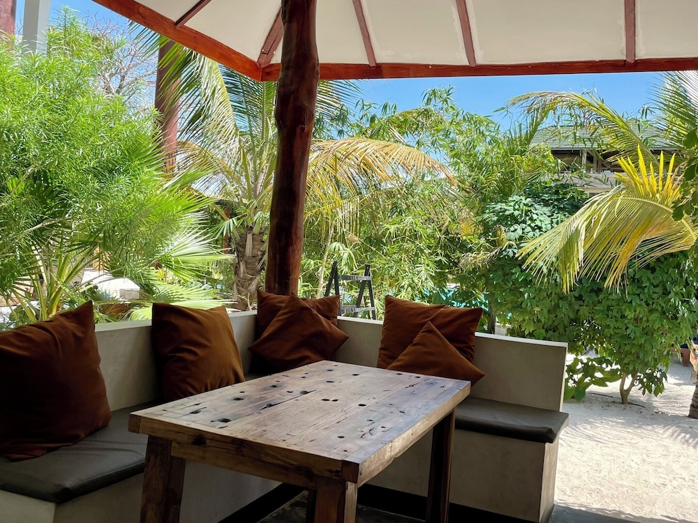 Baobab Bungalows