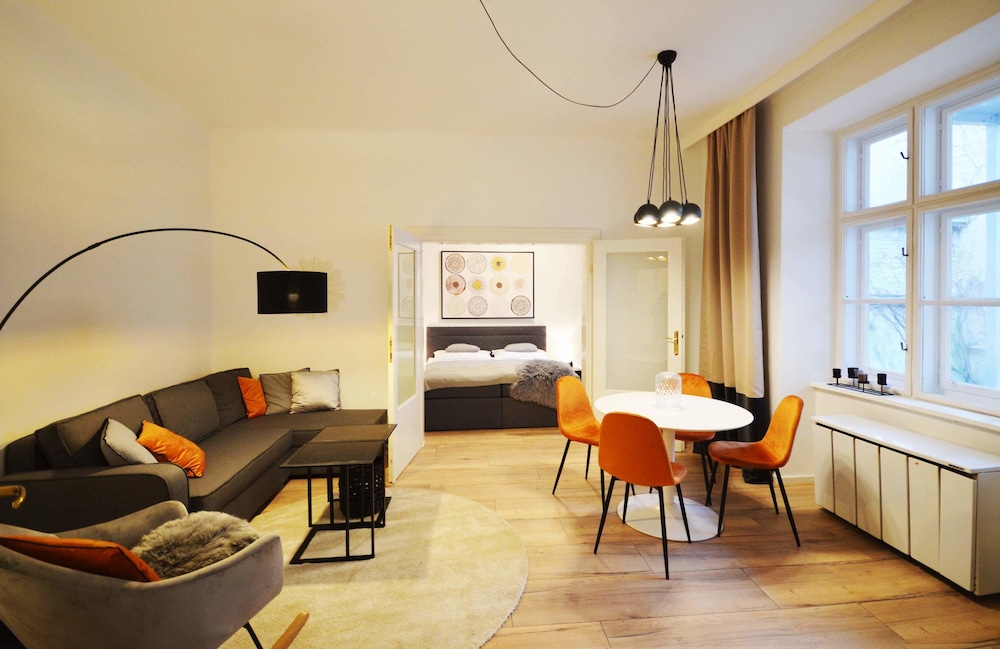 Cozy Apartment near The Town Hall Vienna