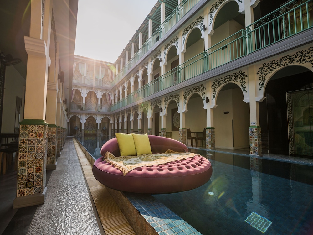 The Grand Morocc Hotel