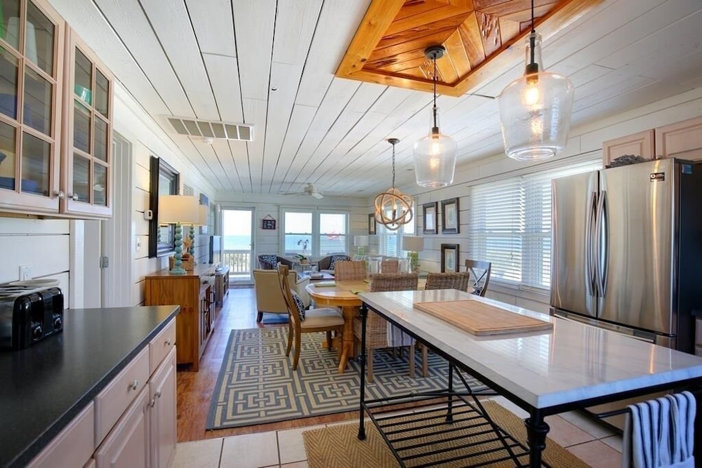 Magnolia Cottage - 3 Br Home