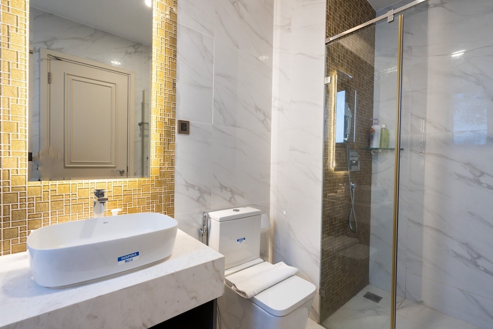 Hyatt-Vincom-JapTown D1