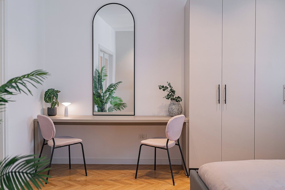 Contemporary 3-Bedroom Lofts - Modern Touches Meet Classic Elegance by Calea Victoriei