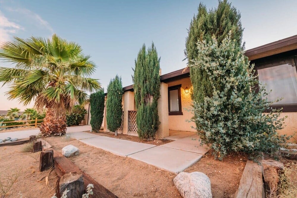 @marbella Lane - Stargazing Desert Oasis