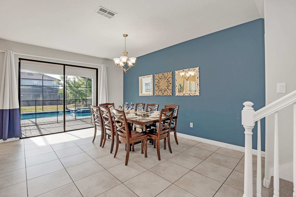 Grand, Luxurious Home, Toy Story Room and Big Pool Area #9cg476 - Image 5