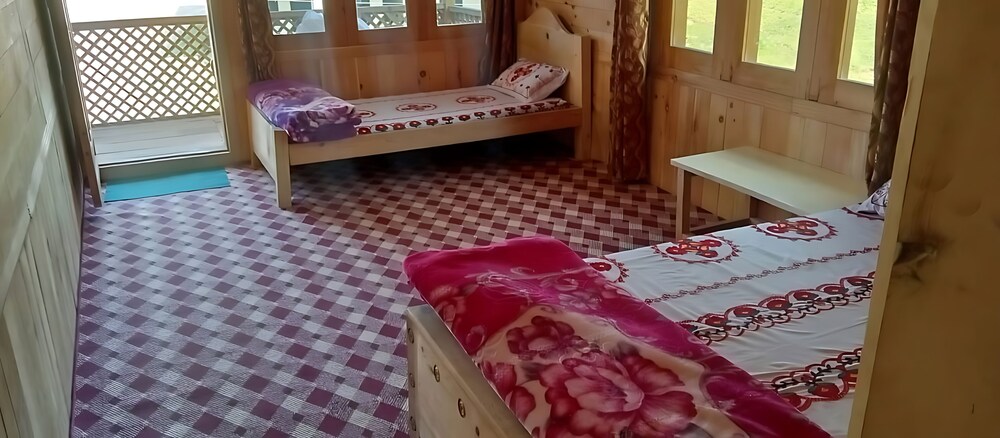 Green Land Guest House