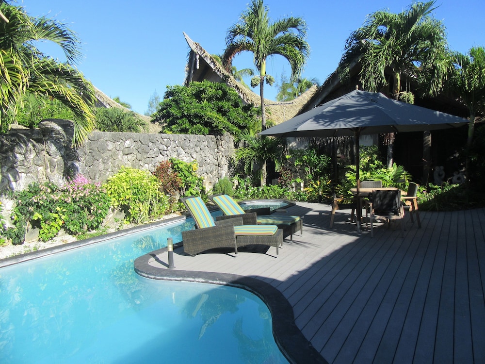 Aitutaki Escape