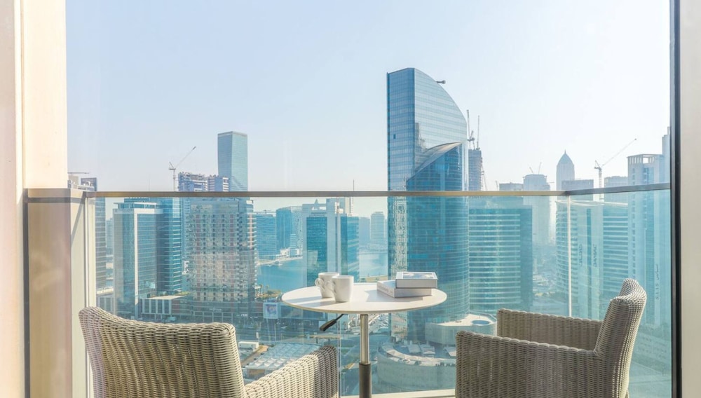 Lux 1BR Downtown Near Burj Khalifa Dubai Mall