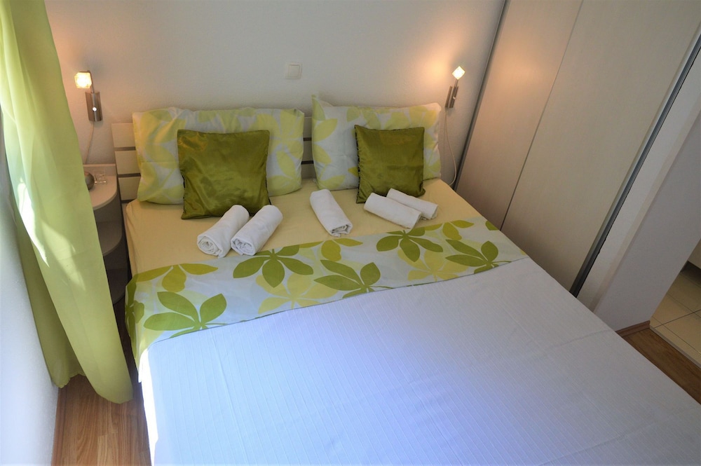 Mira 1 - Family Apartment - A Duje view 3