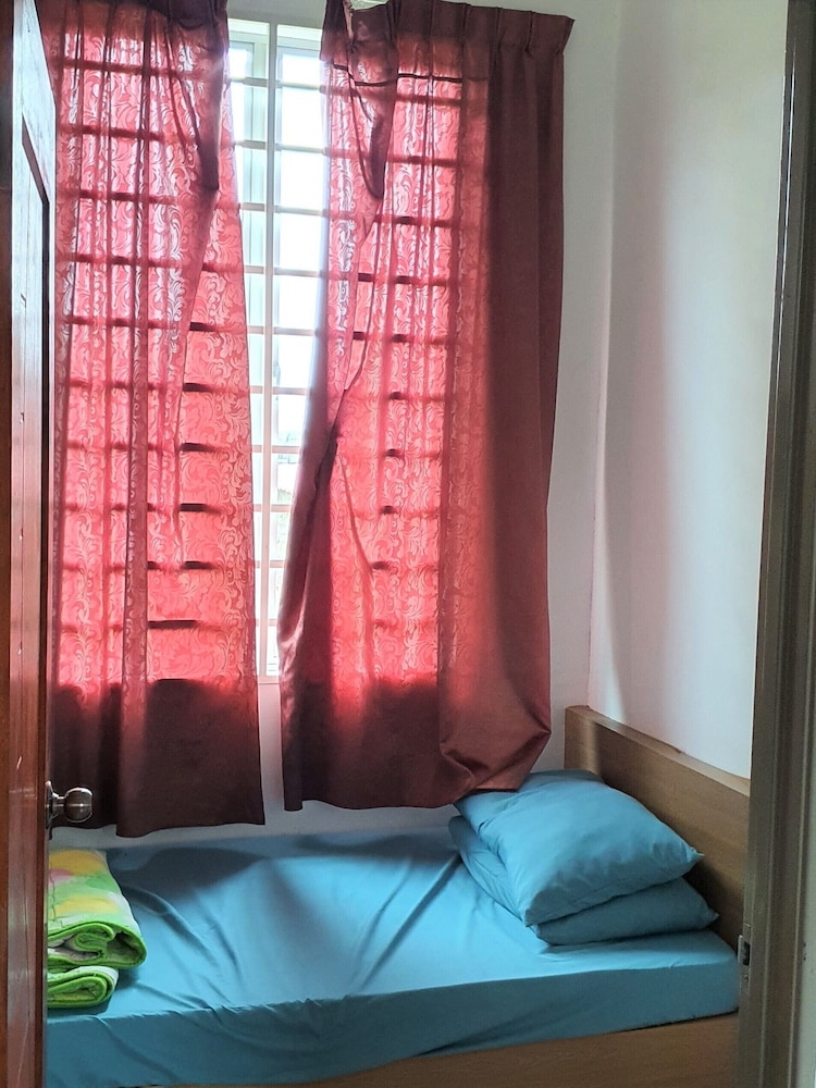 OYO Home 90496 Delima Homestay photo 5