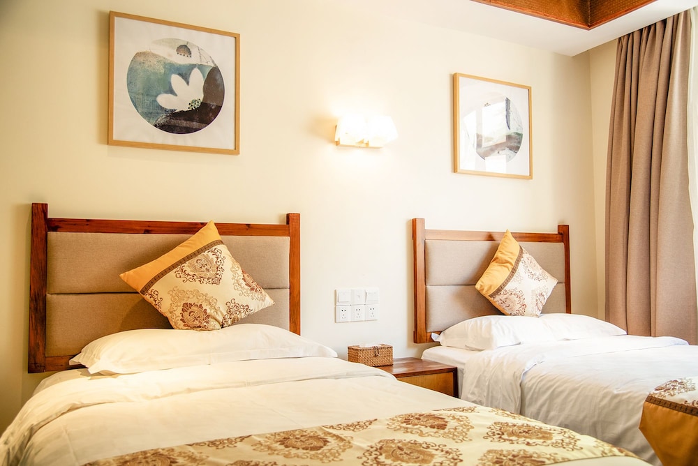 Dongfang Tianshe Resort