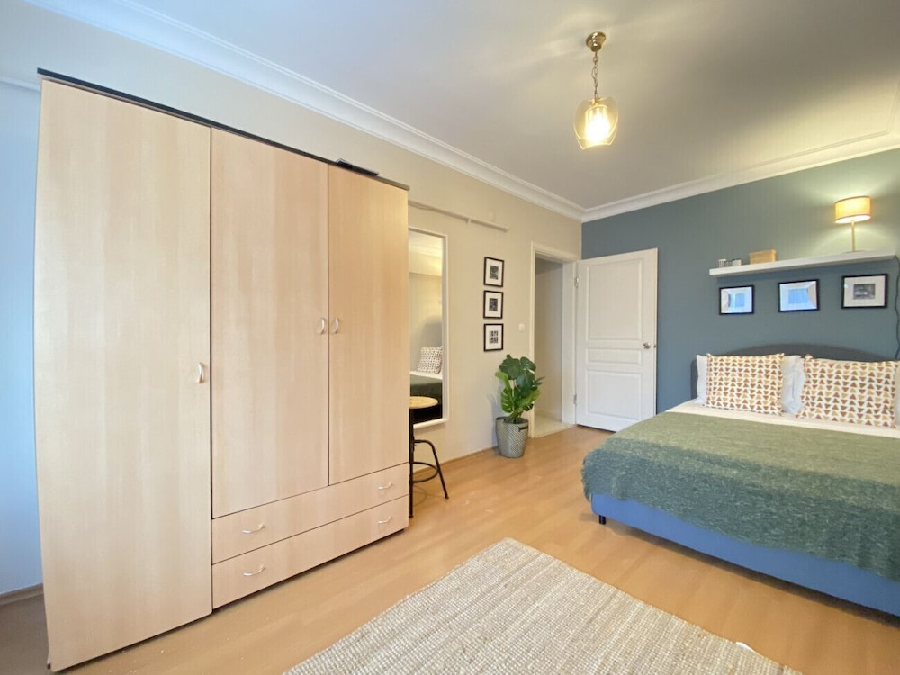 Missafir Sleek Flat in Nisantasi With Terrace