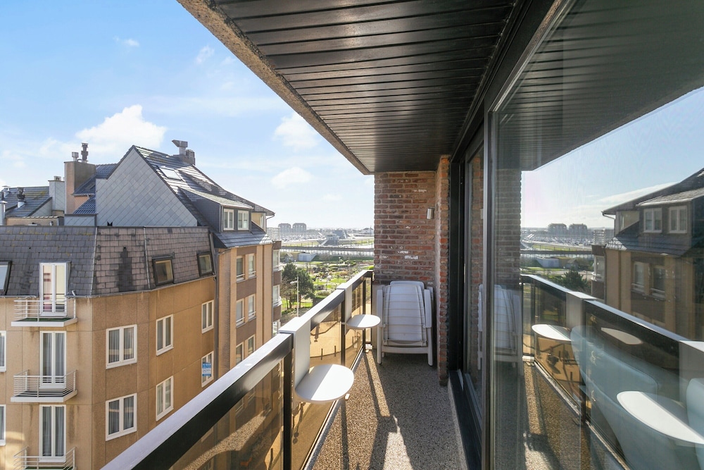 Apartment in Blankenberge Near Tennis Club