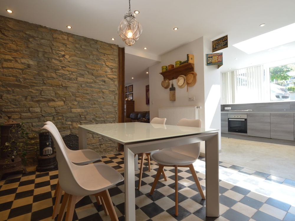 Stylish Stay Near Forest, photo 14