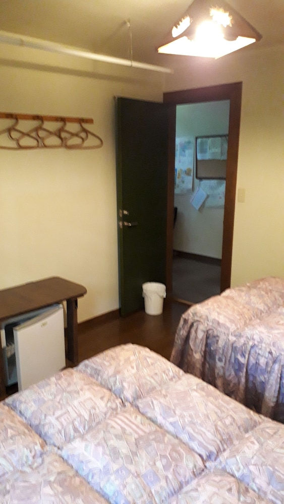 Pension & Restaurant Bistare Kana
