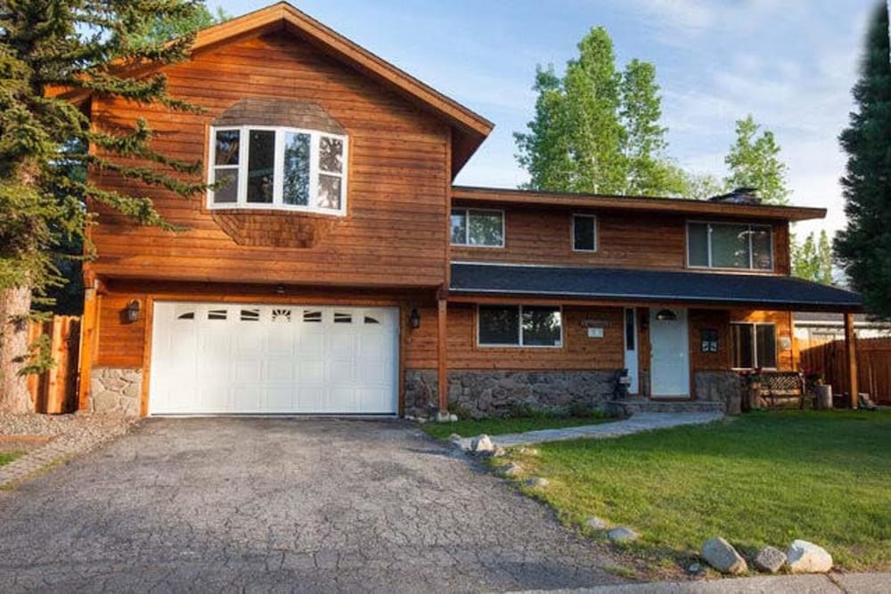 Lake Tahoe Vacations - Mv25: Waterfront Tahoe Keys Home -30 Days Minimum - Property Image 22