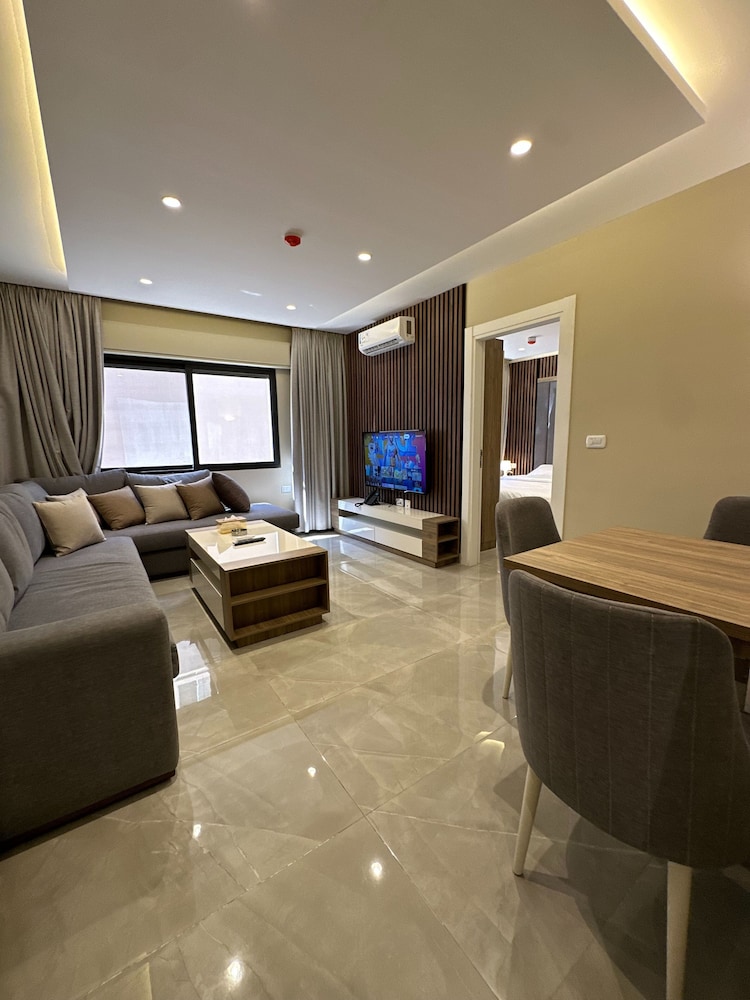 Charming Amman Apartment With Garden and Balcony
